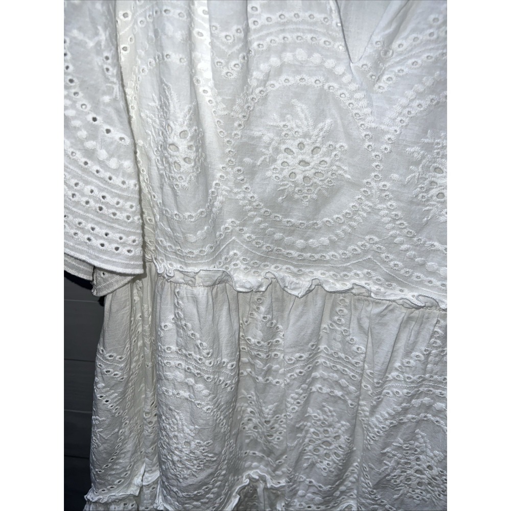 Tuckernuck White Eyelet Crawford Dress Size Medium - Picture 2 of 7